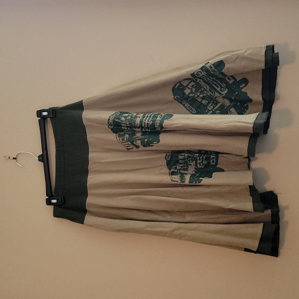 Inkaplanet size Large skirt with bus print from Peru